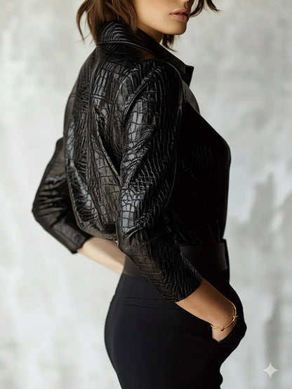 Chemise Noire Brillante En Cuir Crocodile Gaufré