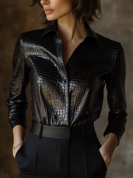 Chemise Noire Brillante En Cuir Crocodile Gaufré